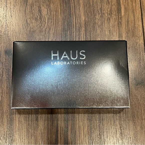 New HAUS LABORATORIES By Lady Gaga GLAM ROOM PALETTE NO. 1: FAME 10 Eyeshadow - Picture 8 of 12